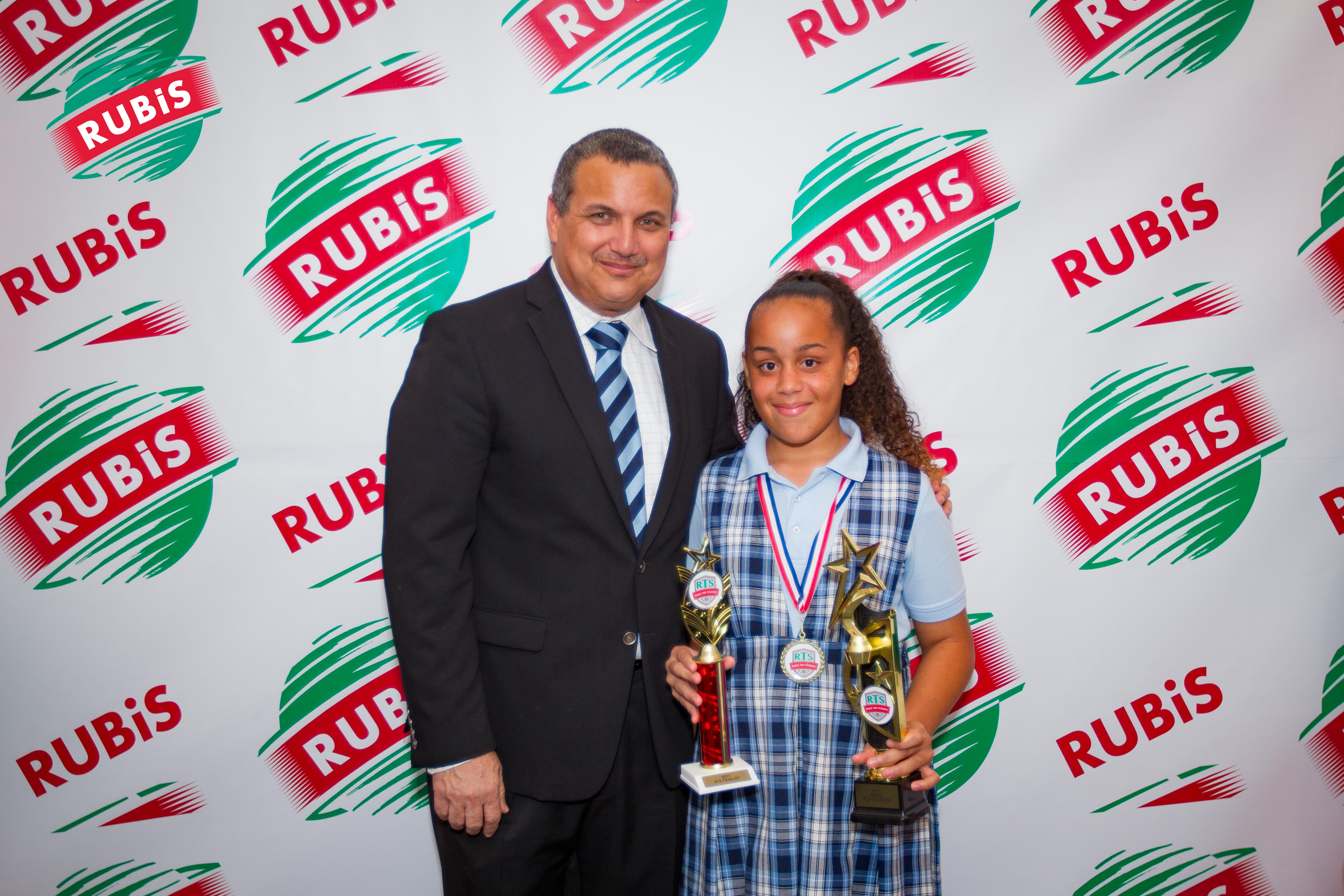 Rubis Top Student trophies