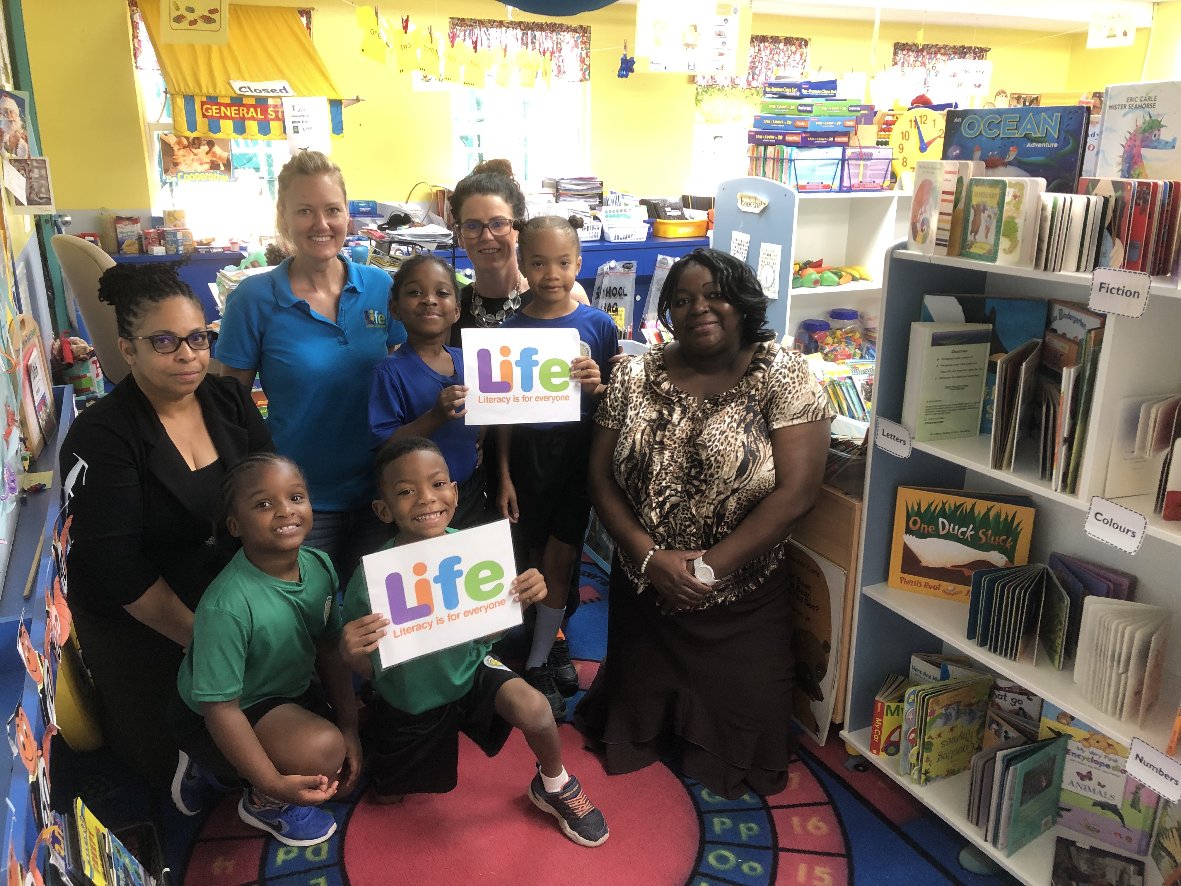 East End Primary LIFE Donates Books